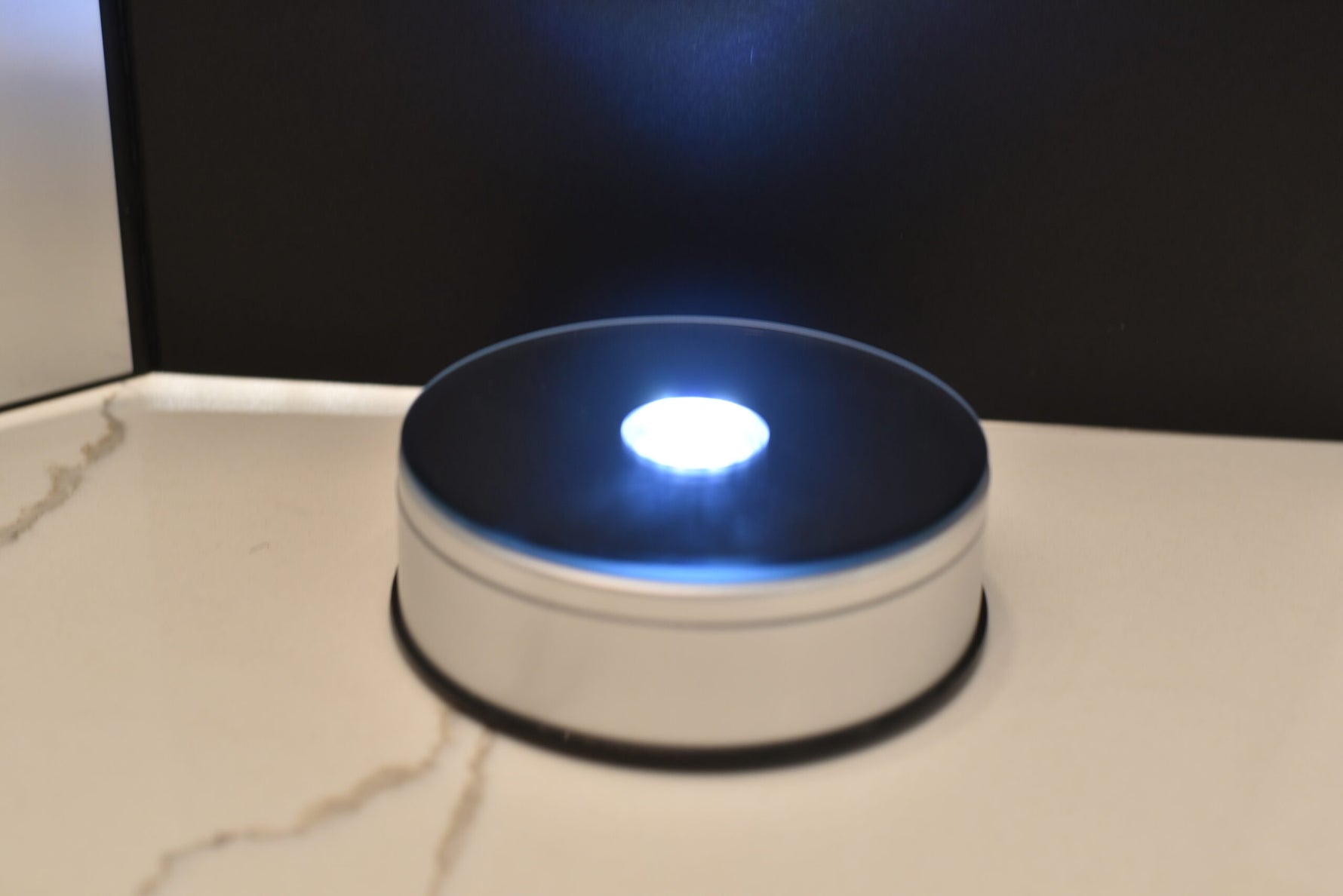 Light Base LED image 1
