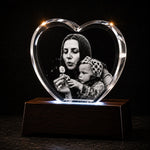 3D crystal heart-shaped photo engraving – baby photo gift, gold-tone display (alternate) | Crystal 3D Pix